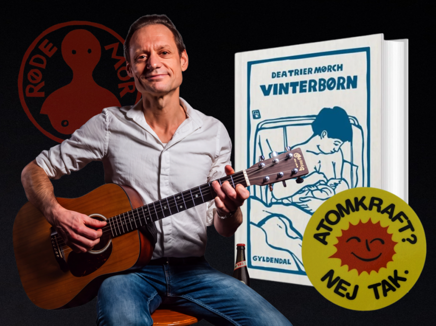 Tobias Trier sidder med en guitar. Ved siden af ham er Dea Trier Mørchs roman 'Vinterbørn' og logoet for 'Rødemor' og 'Atomkraft nej tak'.  
